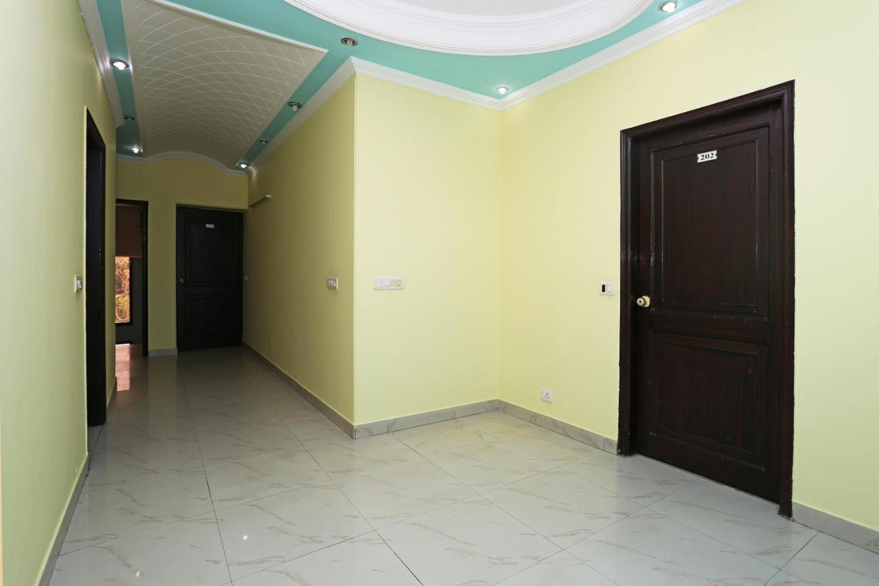 Oyo Near Mg Road Near Aravali Biodiversity Park Gurgaon Luaran gambar